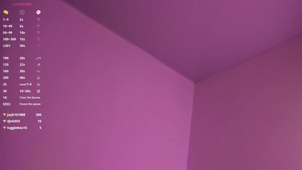 tinymoon_ 22-10-2025 wank Couple