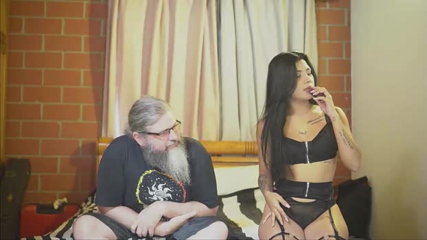 cheeseburgerjesus 22-10-2025 naked Couple