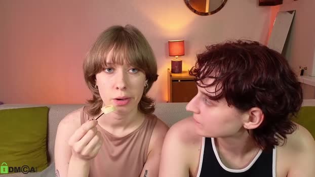 jitoon_exe 25-10-2025 yummy Couple