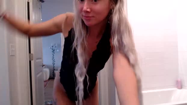 lilyyymonroee 26-10-2025 skinny Female