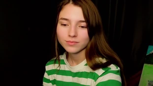 pamilarakestraw 27-10-2025 hot Female