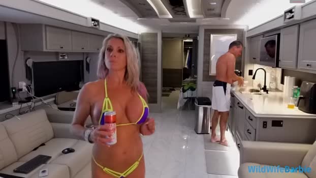 wildwifebarbie 26-10-2025 kinky Couple