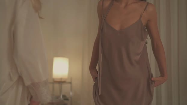 _2strangers 28-10-2025 horny Female