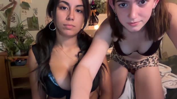 mimimoore0 28-10-2025 love Female