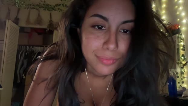 mimimoore0 28-10-2025 kissing Female