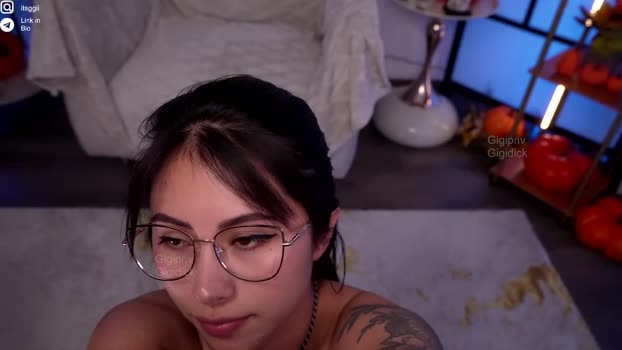 gigi_ulala 01-11-2025 fuckass Female