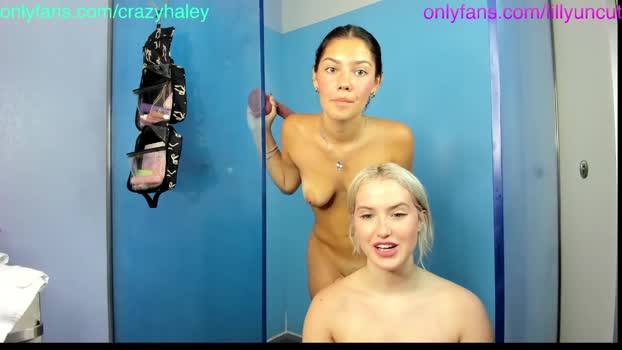 lillyuncut 31-10-2025 yummy Female