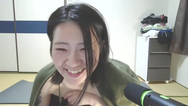 momosakura 02-11-2025 beautiful Female