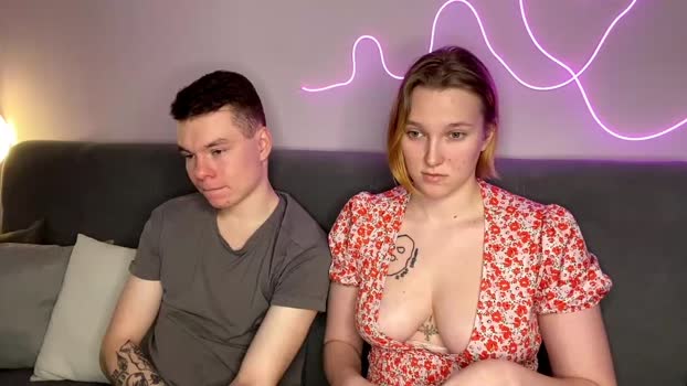 julielourens 06-11-2025 Topless Couple