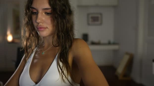valerieh 06-11-2025 analsex Female