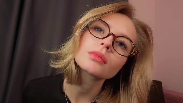 gwenkevwitch 12-11-2025 ass Couple