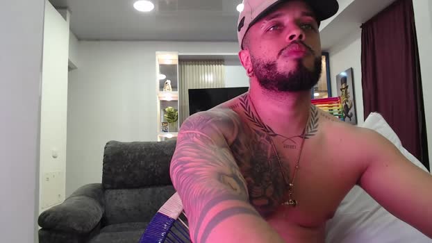 hornygirl_20000 13-11-2025 bigass Couple