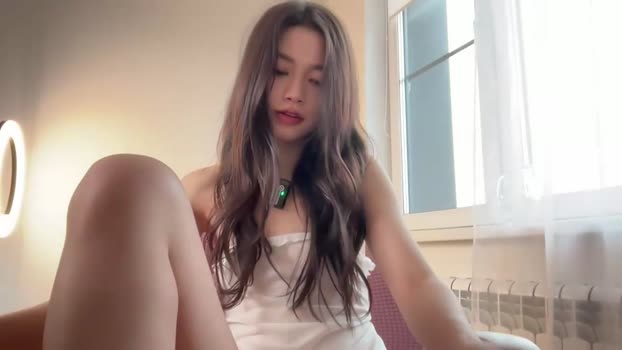 yourlittlesunrise_ 13-11-2025 play Female