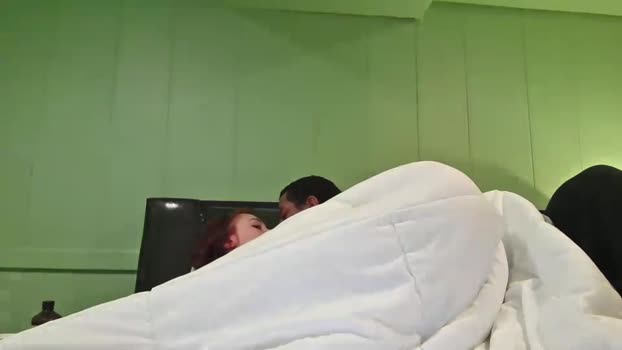 rrreyyy 15-11-2025 sucktits Couple