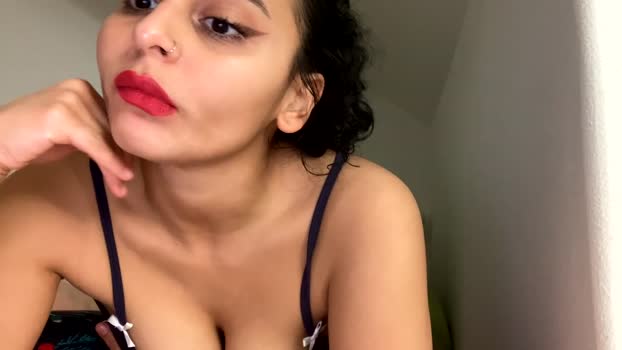 yazzydeleon 16-11-2025 lush Female