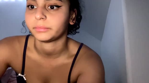 yazzydeleon 17-11-2025 spanking Female