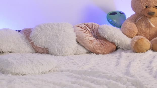 alieness 17-11-2025 bigass Female