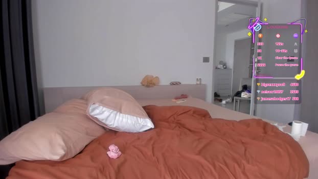 roshelle_xxx 18-11-2025 kiss Couple