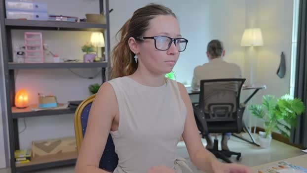 ellcrys 19-11-2025 amateur Couple