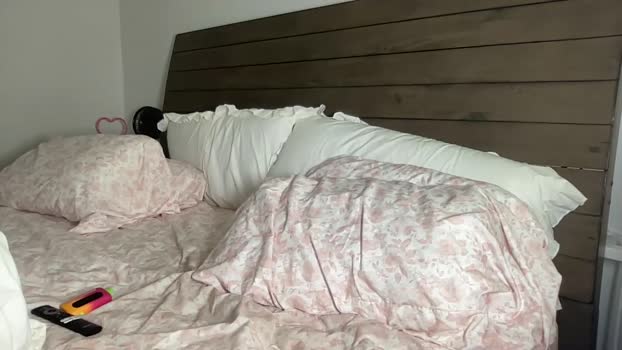 imkyliee 19-11-2025 lickpussy Female
