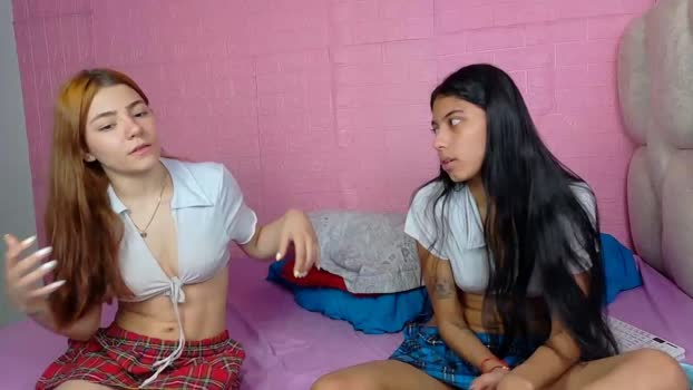 petitestrawberry18 19-11-2025 ass Couple