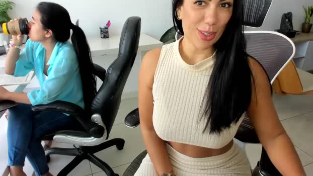 emillybrowm 19-11-2025 analsex Couple