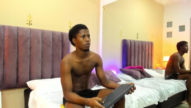 kiarasimons_ 20-11-2025 bj-dildo Couple