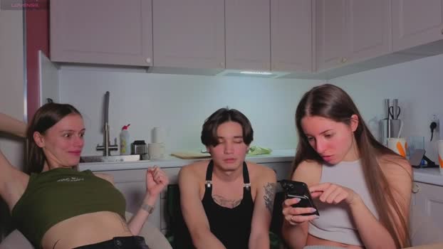 ihavepaws33 27-11-2025 lovense Couple