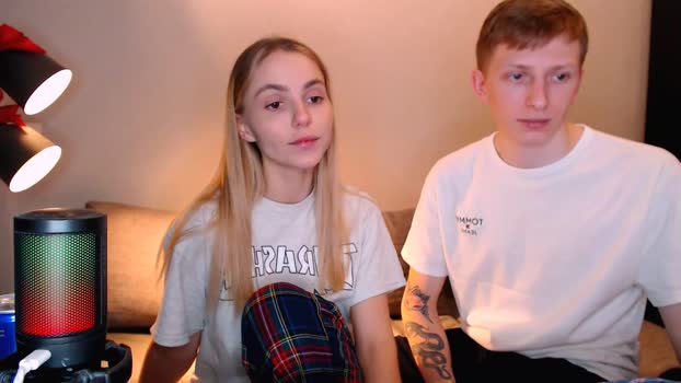 julsweet 27-11-2025 Naked Couple