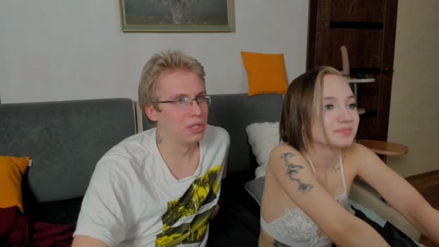 samyscott 01-12-2025 sexybody Couple