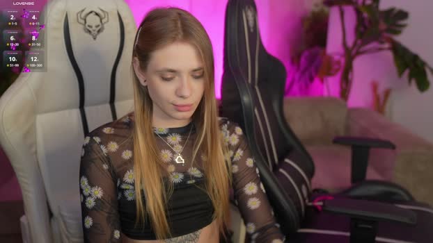 bright_diamonds_054 02-12-2025 lickpussy Couple