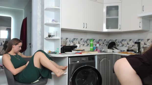 vitalina_company 02-12-2025 Ass Couple