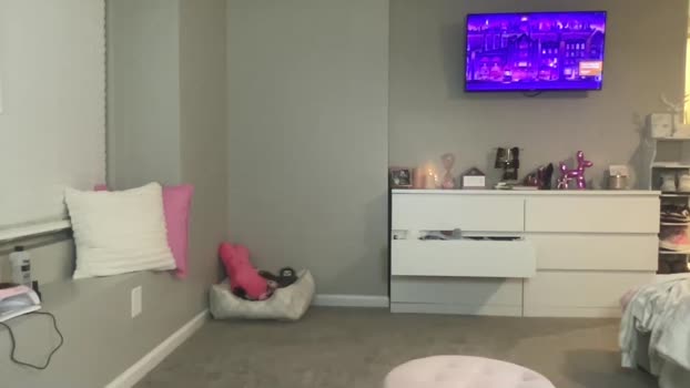 allymaeeee 04-12-2025 Topless Female