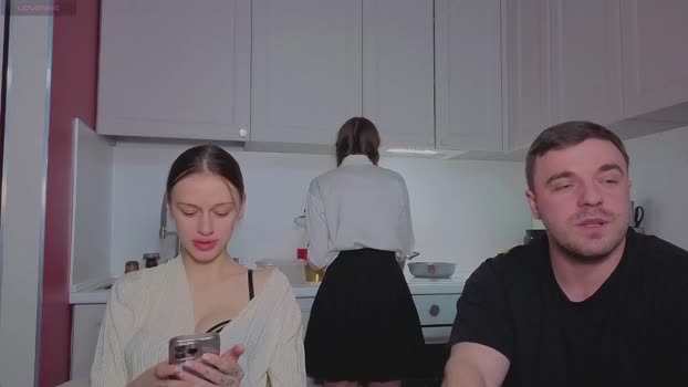 ihavepaws33 04-12-2025 bj-dildo Couple