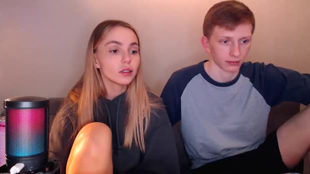 julsweet 03-12-2025 skinny Couple