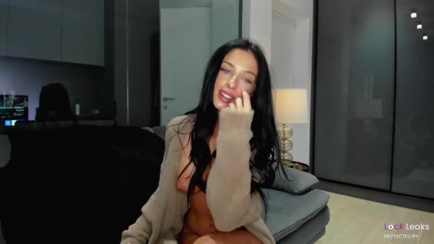 a_anna 05-12-2025 wank Female