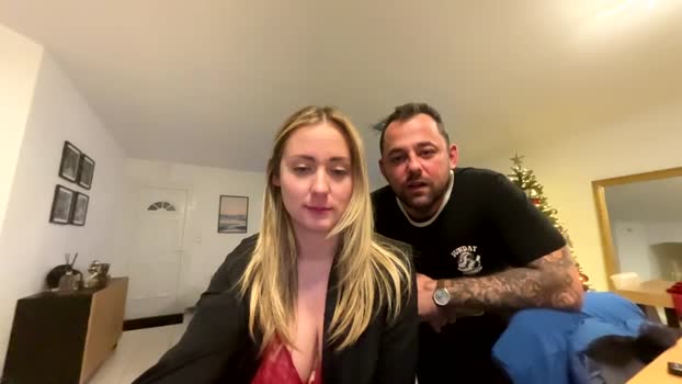 hollyandelon 05-12-2025 fuckass Couple