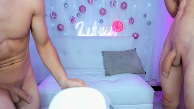 shannelpink_ 05-12-2025 kinky Couple