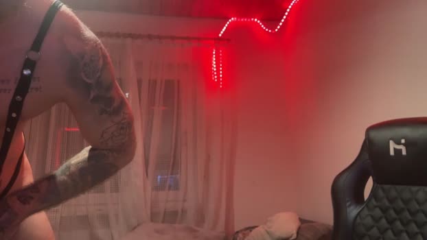 tattoo69cock 08-12-2025 striptease Couple