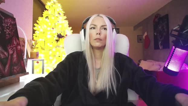 tinykylie 09-12-2025 oral Female