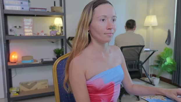 ellcrys 10-12-2025 spanking Couple
