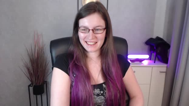 emma_lust94 11-12-2025 lovense Female
