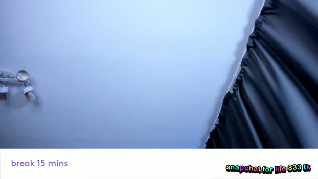 vivian_qwerty 11-12-2025 beautiful Female