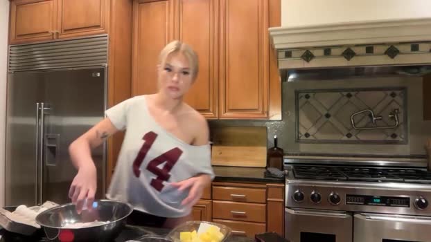 kenziesmithh 16-12-2025 sex Female