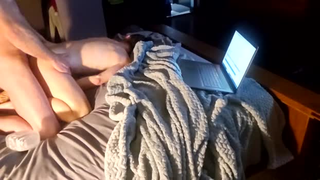 trojanswingers 16-12-2025 wank Couple