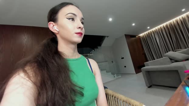 ehotlovea 17-12-2025 love Female