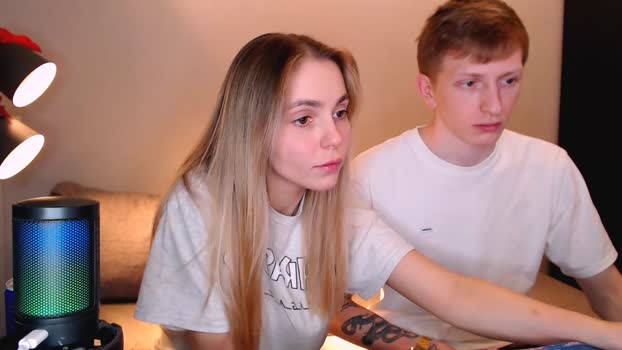 julsweet 17-12-2025 sexyfeet Couple