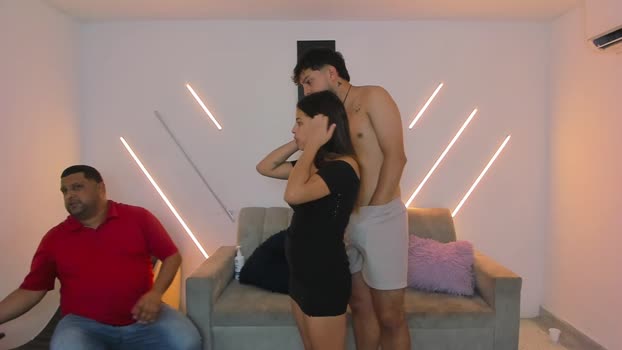 nympho_nathy_sophi 17-12-2025 XXX Couple