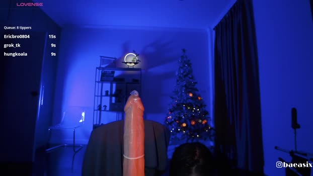 baeasian 19-12-2025 kissing Female