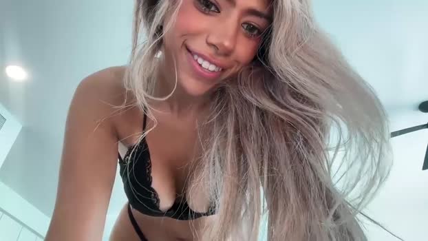 juliaabrooks 19-12-2025 Cam Female